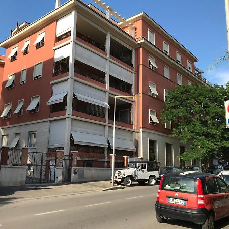 Appartamento Mare Centro 피옴비노 외부 사진