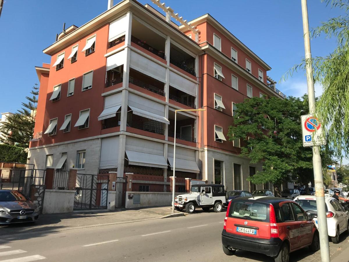 Appartamento Mare Centro 피옴비노 외부 사진