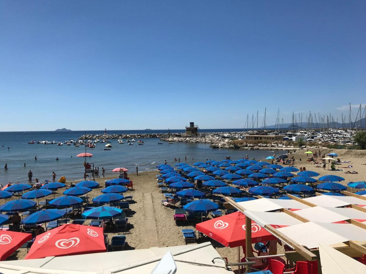 Appartamento Mare Centro 피옴비노 외부 사진