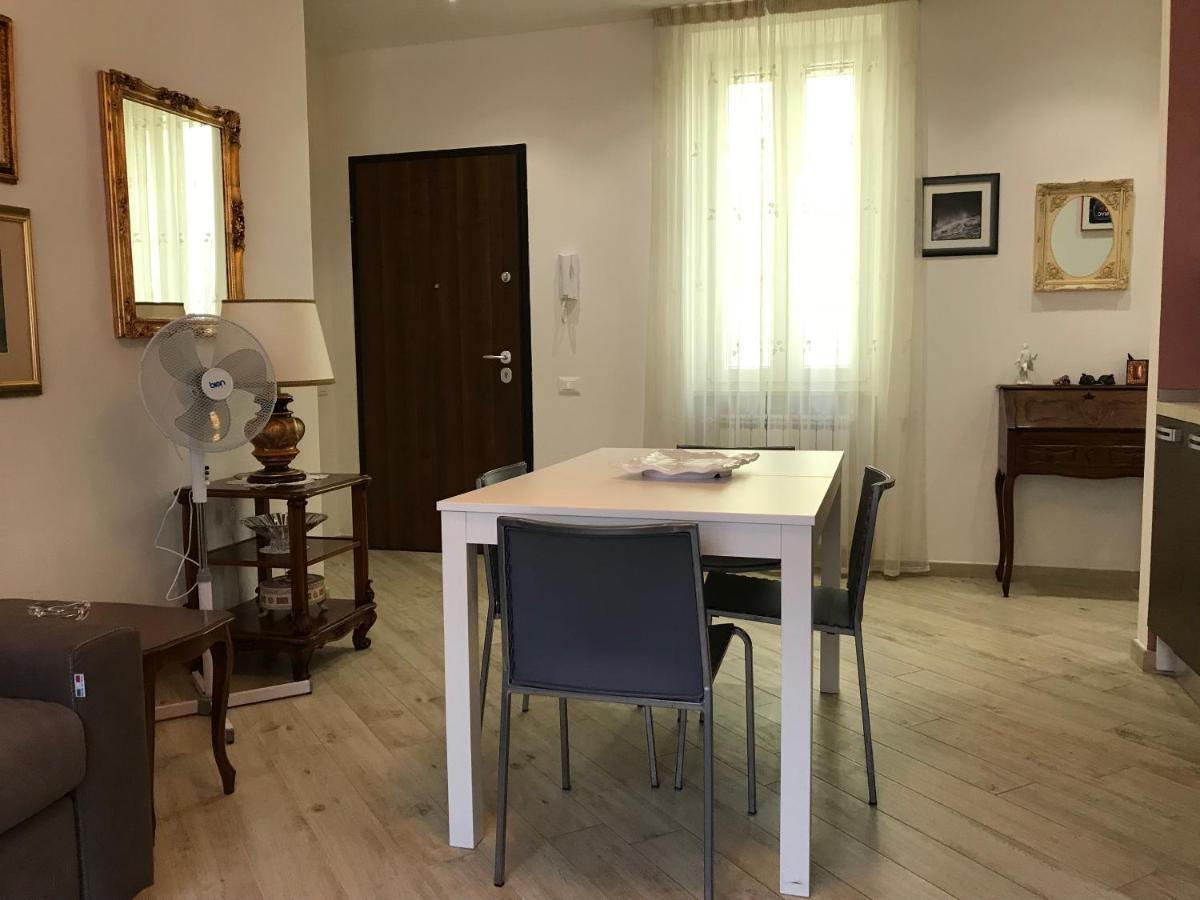 Appartamento Mare Centro 피옴비노 외부 사진