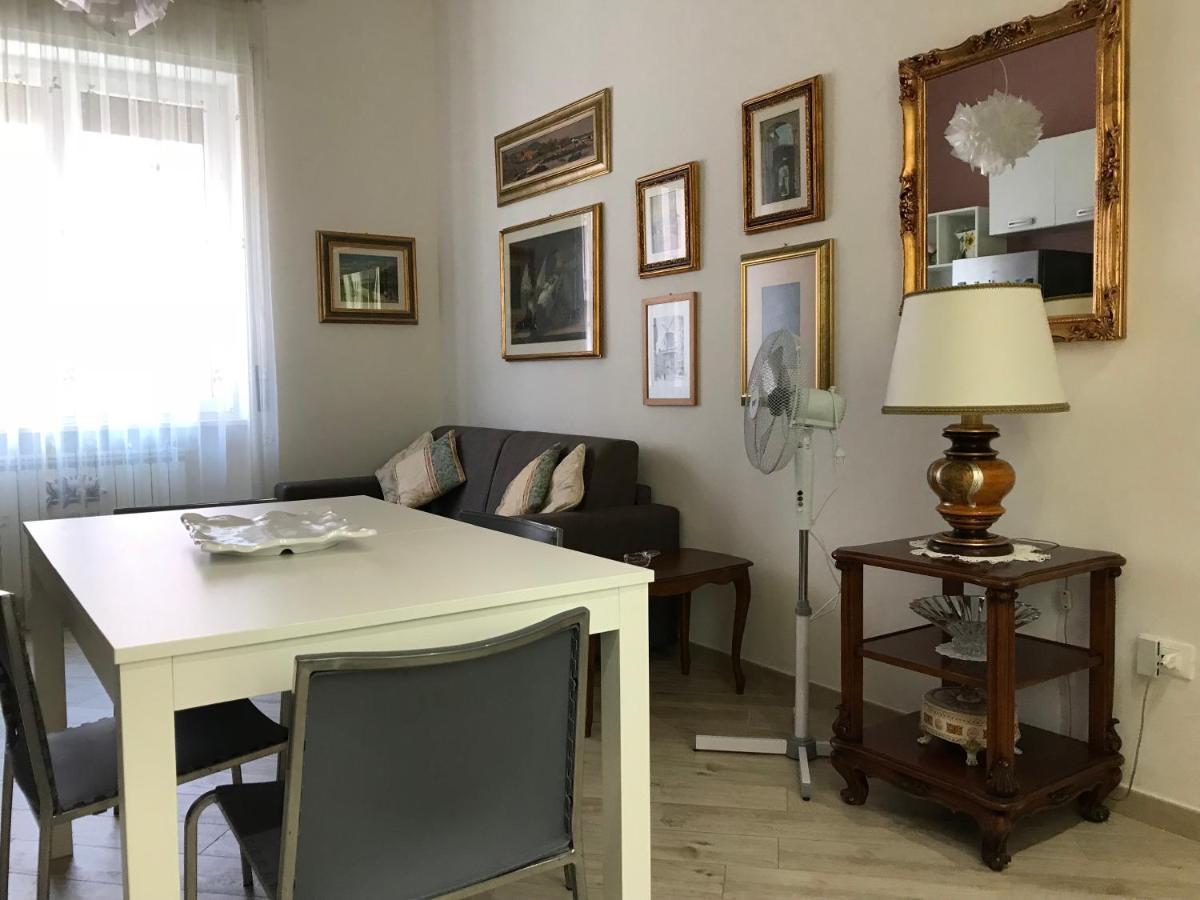 Appartamento Mare Centro 피옴비노 외부 사진